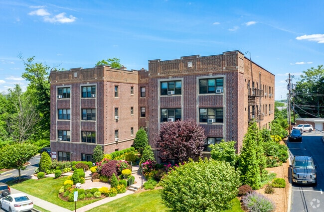 Morris-Hill Apartments