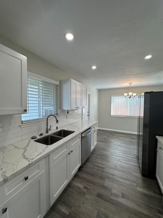 1459 E Warner Ave House House Rental in Fresno, CA