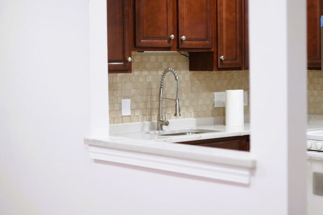 Photo - 685 Oak St Unit 12-11