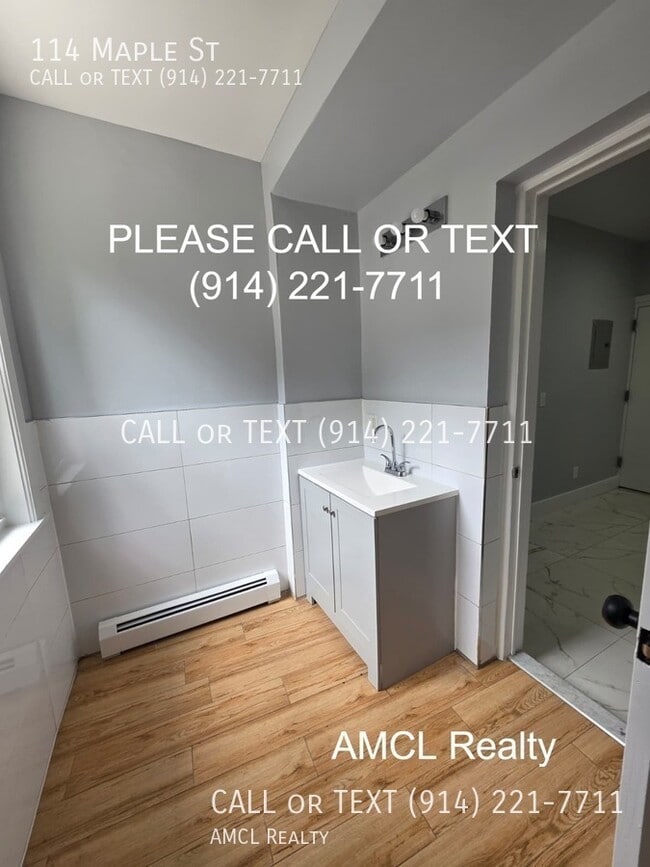 Photo - 114 Maple St