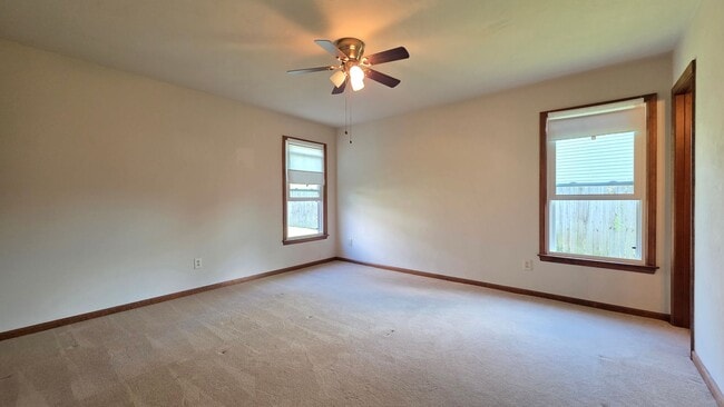 Photo - Charming 3-Bedroom Ranch in Salem Lakes Cul-de-Sac "ASK ABOUT OUR ZERO DEPOSIT"