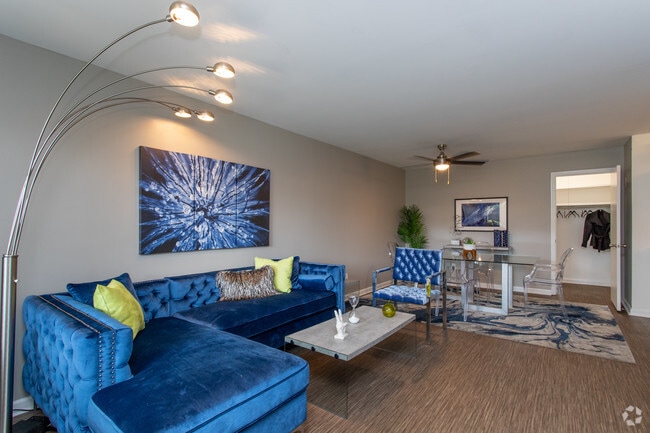 2BR, 1BA - 1,040 SF Model