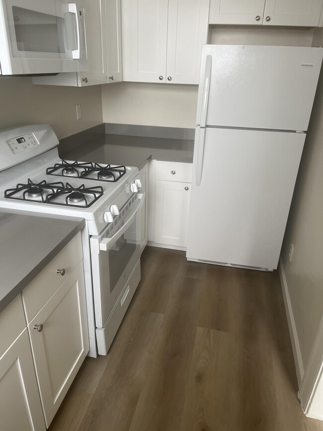 1300 Golden Gate Ave House House Rental in San Francisco, CA