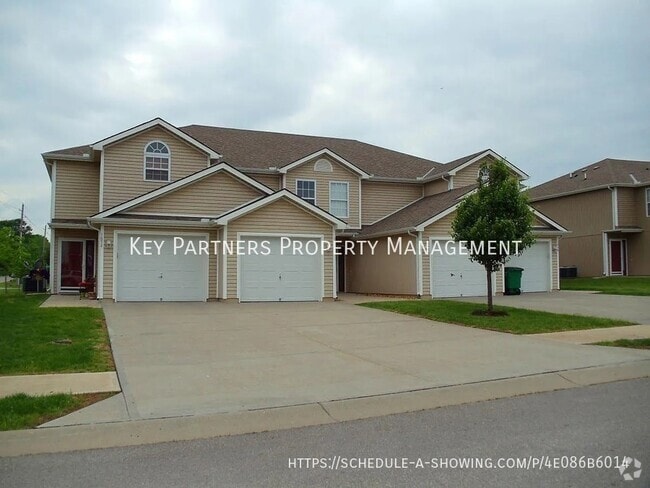 Building Photo - 1650 SW Highland Dr Rental