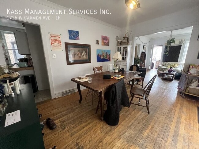 Building Photo - 1726 W Carmen Ave Unit 1F