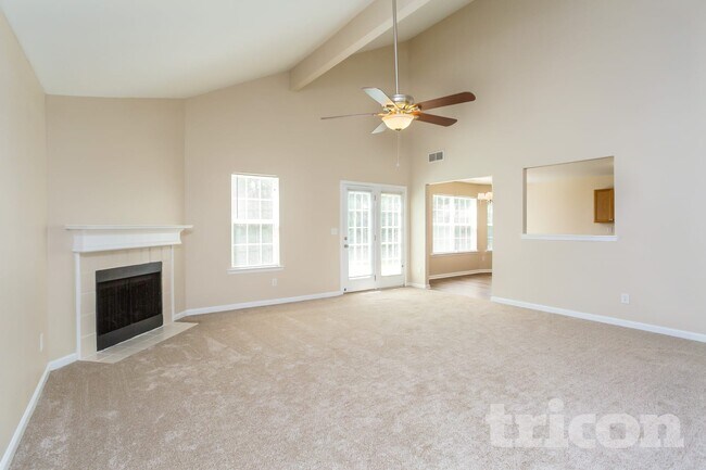 Photo - 145 Lakeview Trail