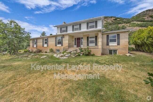 Building Photo - 2420 Bonneville Terrace Dr Rental