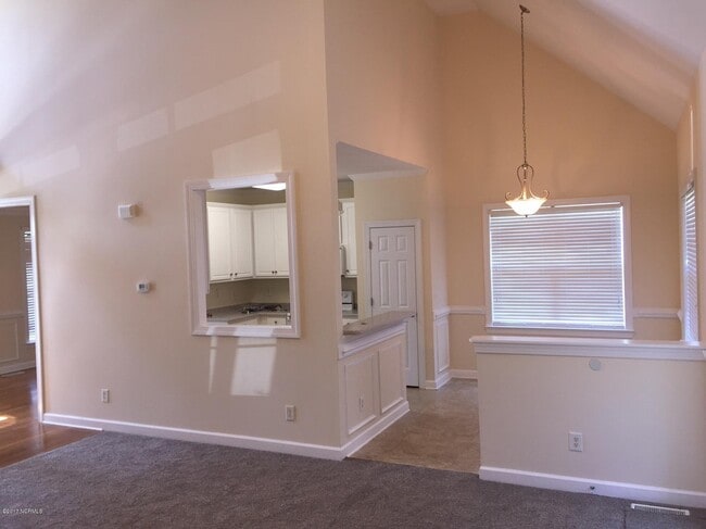 Photo - 701 Mandolin Ln