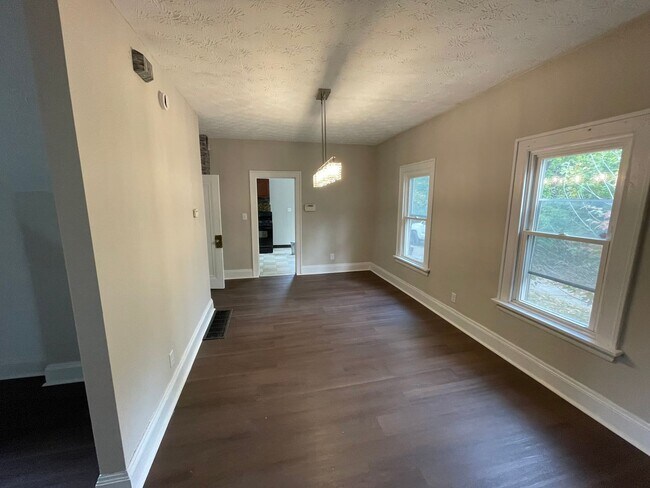 Photo - SECTION 8 and EDEN ACCEPTED!! Spacious New...