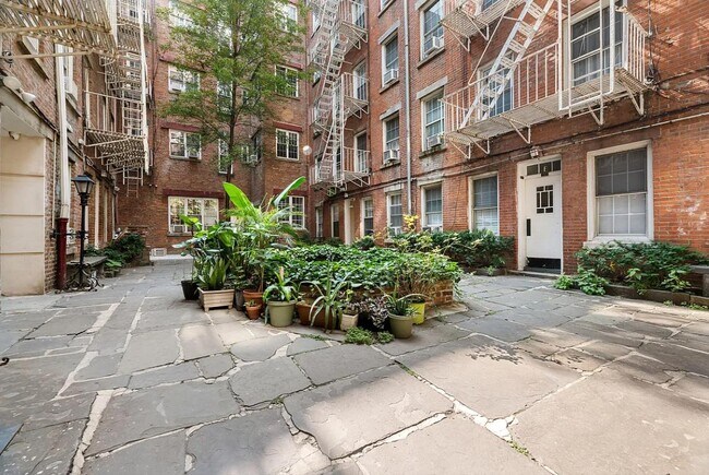 Photo - 224 Sullivan St Unidad E1