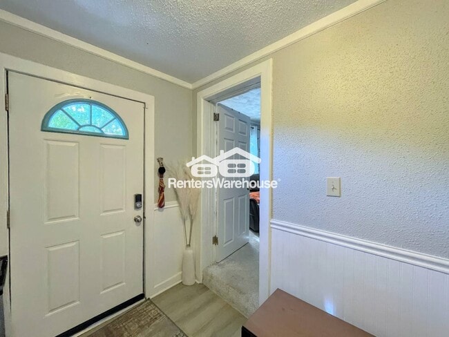 Photo - 8455 Radnor Rd