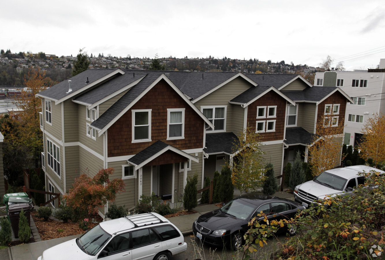 Photo - 2063-2067 13th Ave W Apartments