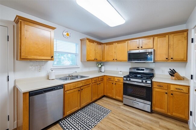 Photo - 1130 Sundrop Pl