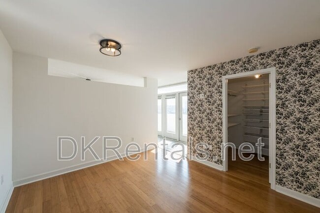 Photo - 375 Ralph McGill Blvd NE