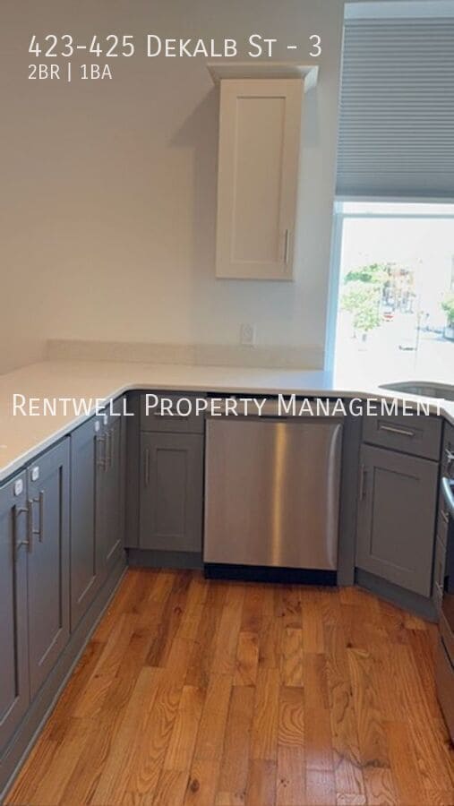 Photo - 423-425 Dekalb St-3 Unit 3