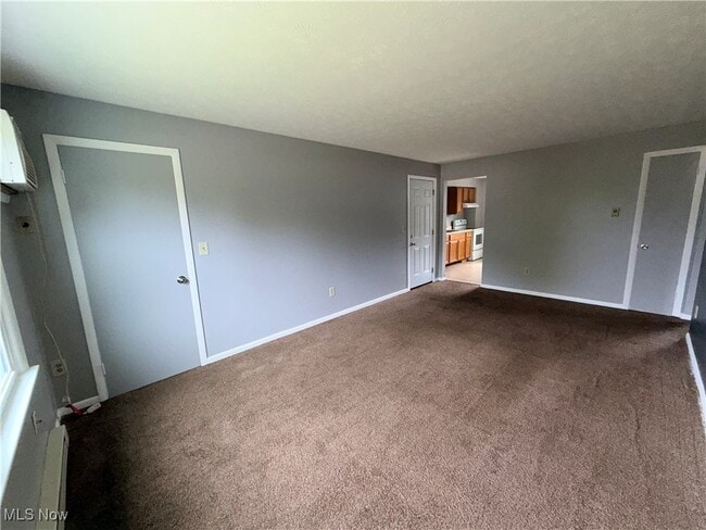 Photo - 929 Cook Ave Unit 4