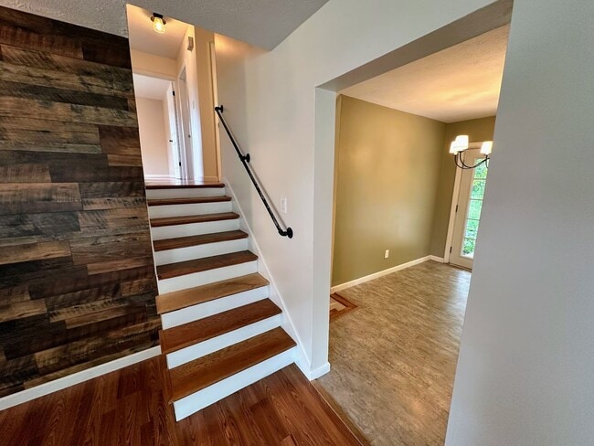 Photo - 1187 Devonport Cir