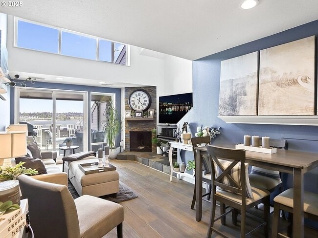 81 N Hayden Bay Dr Unit 10