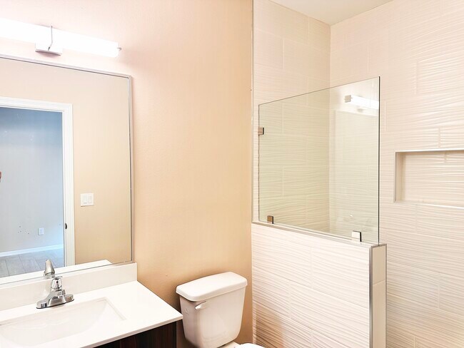 Photo - 3105 W Driftwood St Apartment