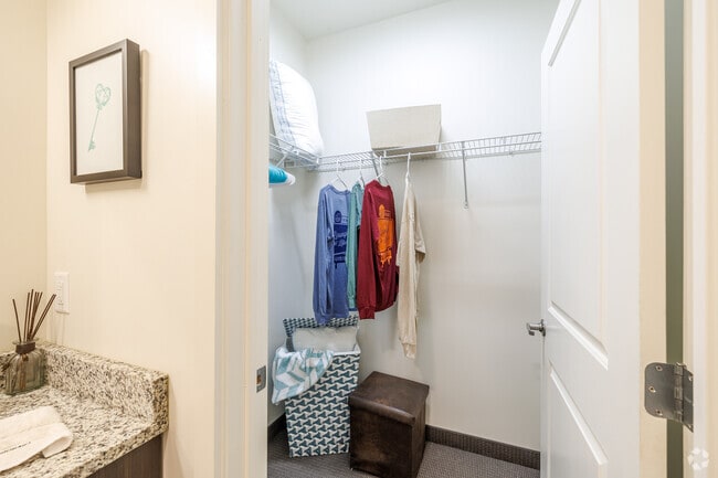 4BR, 4BA