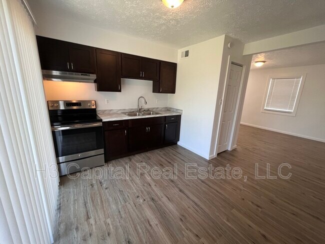 Photo - 892 Haller St Unit 1