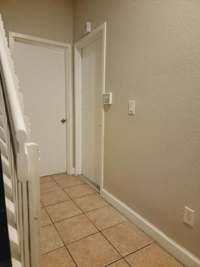 Photo - 3503 Shoma Dr