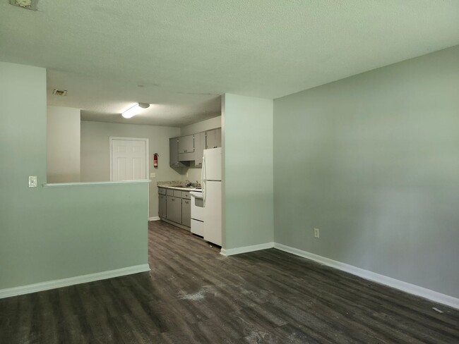 Photo - 5053-5055 Harley Ln Unit 5053 Harley Lane