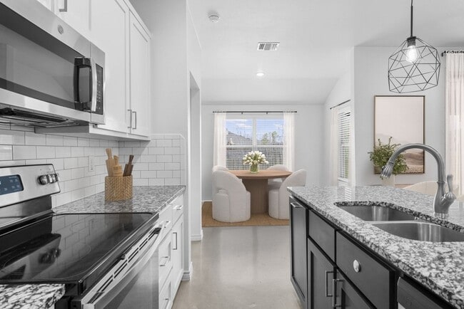 Photo - 3 BEDROOM 2 BATH CUSTOM HOME IN NOLANVILLE