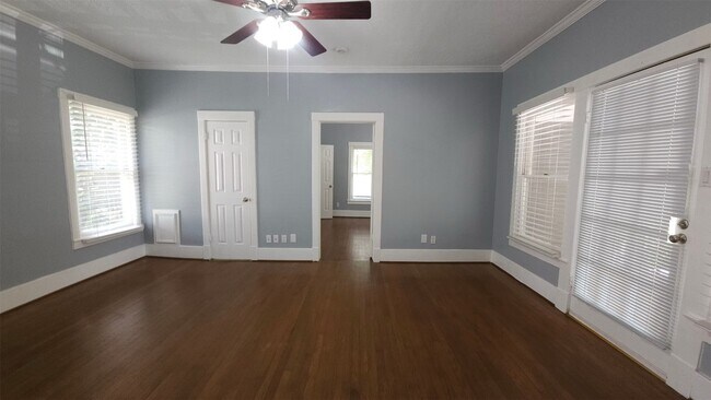 Photo - 5 Buell Ct