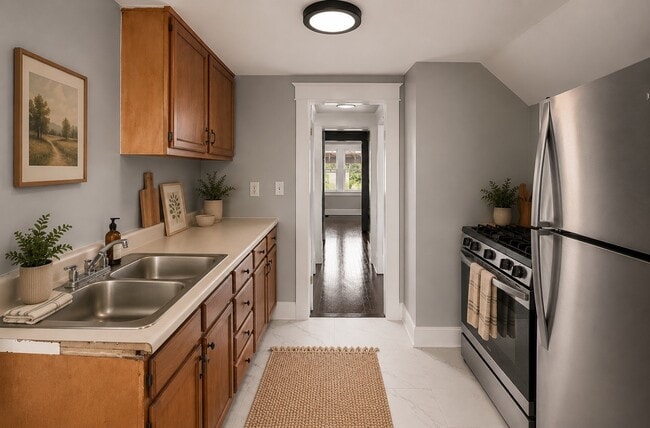 Photo - 190 St Charles St Unit 3