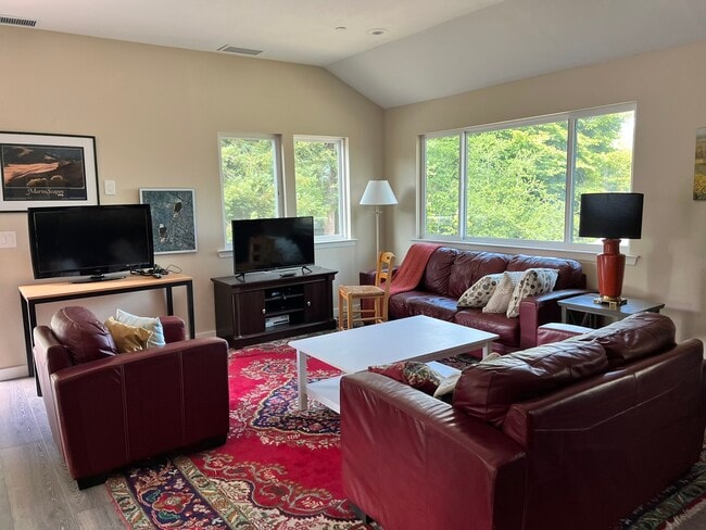 Photo - 906 Mustang Ct Unidad A