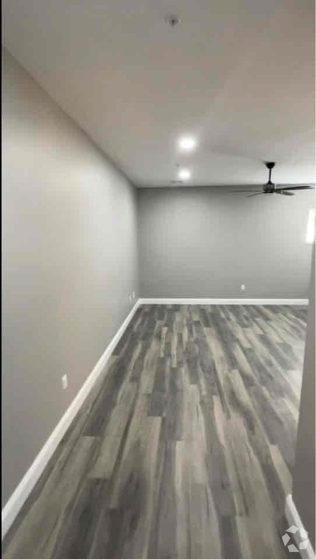 Building Photo - 3000 W Kellogg Dr Rental
