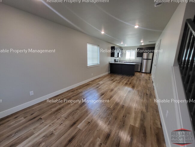Photo - 1612 Hannah Ln