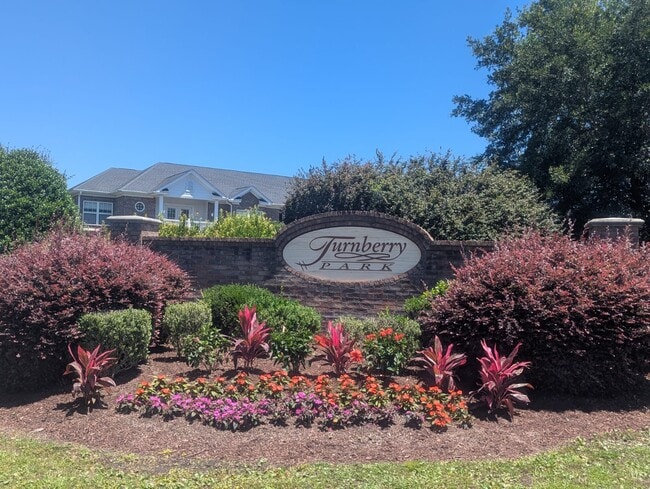 Photo - 2073 Silvercrest Dr Condo