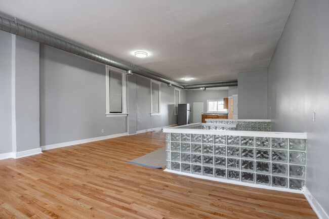 Photo - 1877 N Milwaukee Ave Unit 3