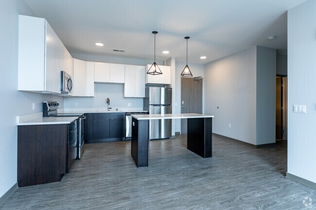 1BR, 1BA - A - Prism