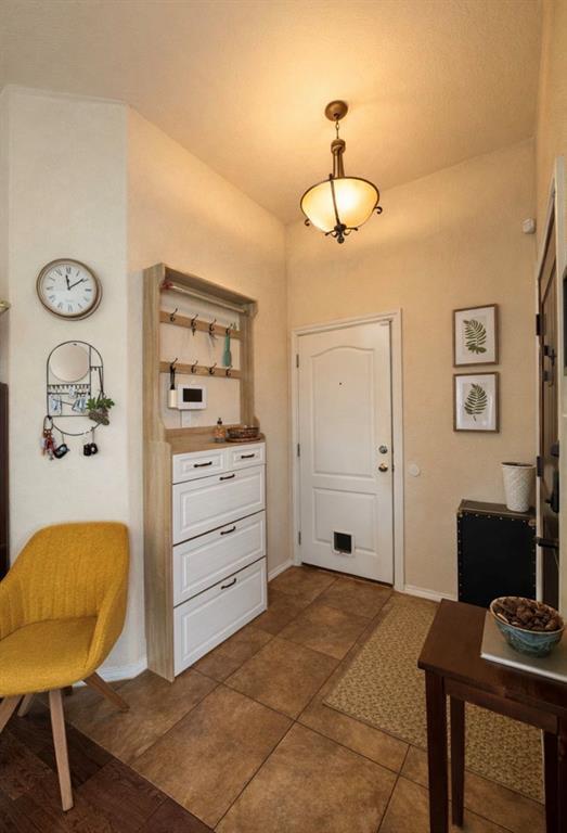 Photo - 1052 Hot Spring Valley