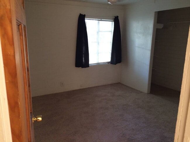 Photo - 1539 E Hudson Dr