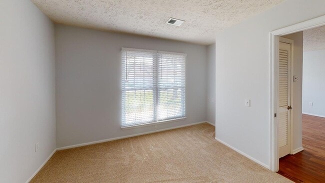 Steeplechase Apartments