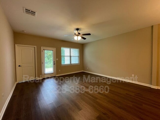 Photo - 17414 Berkshire Dr