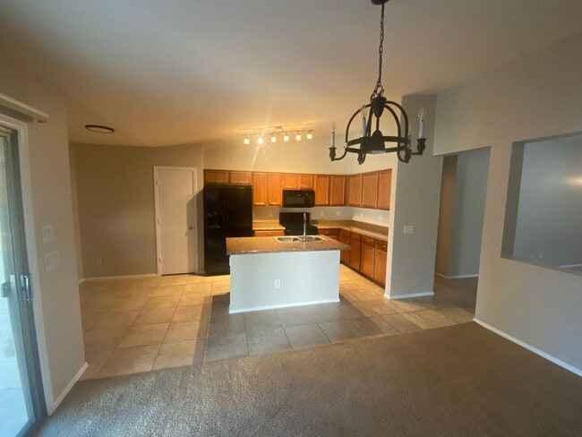 Photo - Charming 3 Bed w/Den in Northwest Peoria