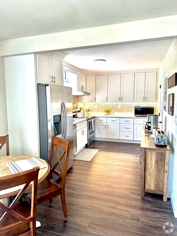 Building Photo - 20 Hammond Pond Pkwy Unit 308 Rental