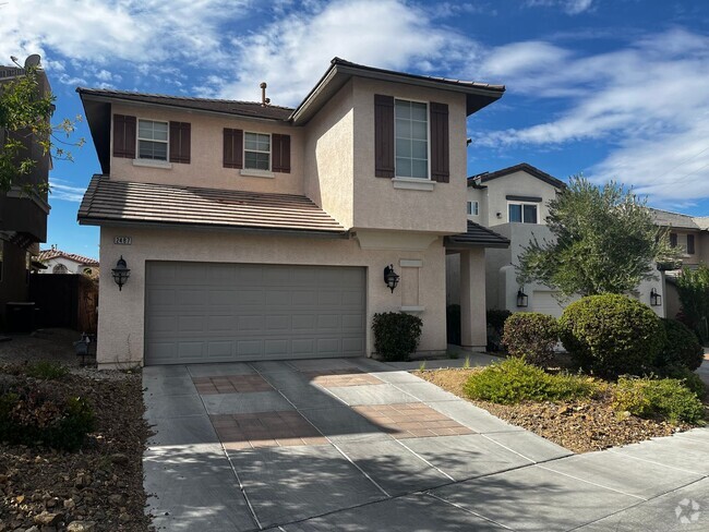 Building Photo - Beautiful 4 Bedroom Home