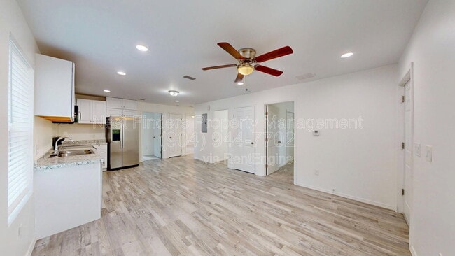 Photo - 2220 Flesher Ave