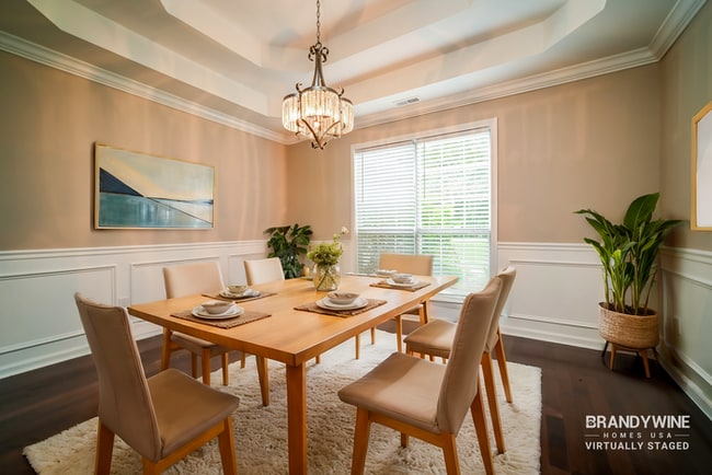 Photo - 200 Masters Way