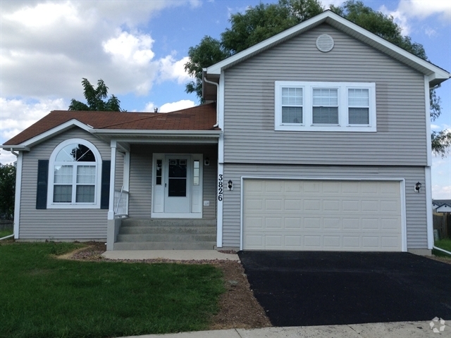 Building Photo - 3826 Hennepin Ct Rental