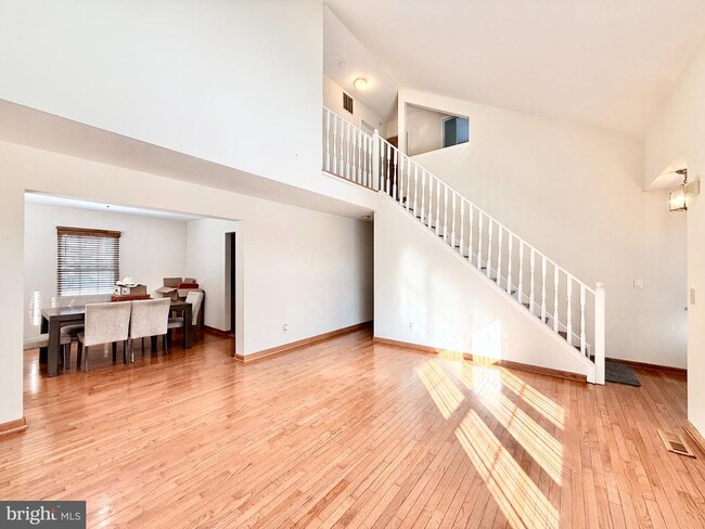 Photo - 354 Briar Dr