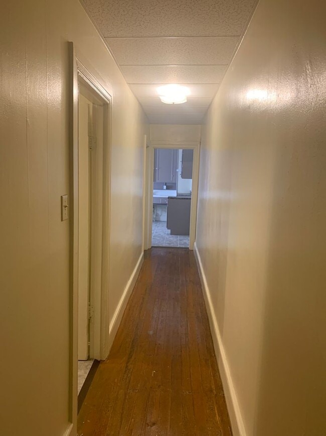 Photo - 2nd Floor 2 Bedroom 1 Bath in East End of York City