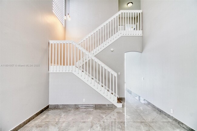 Photo - 3810 SW 51st St