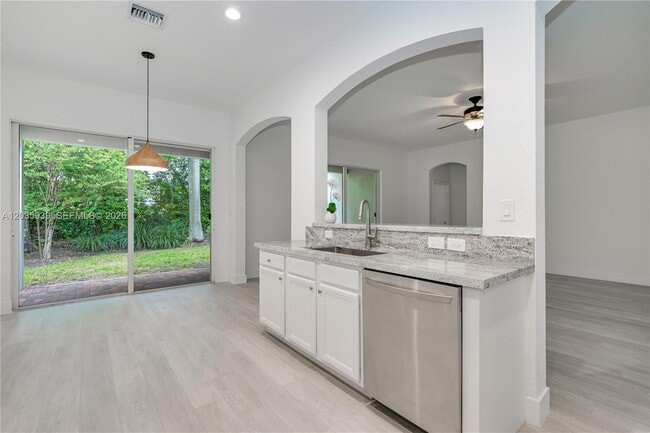 Photo - 4413 W Whitewater Ave